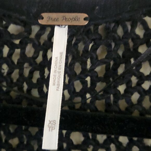 Free People Black Dolphin Bay Oversized Open Knit V Neck Slouchy Sweater Size XS - Picture 5 of 7